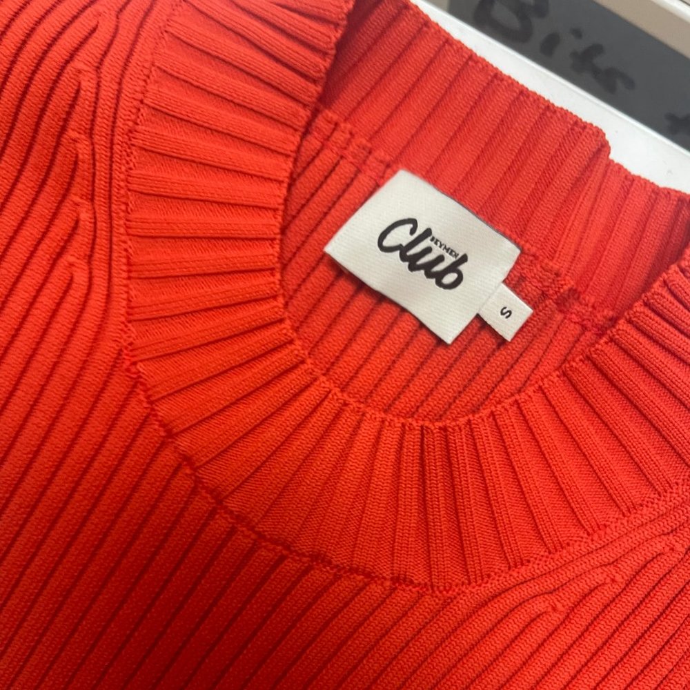 Red shirt